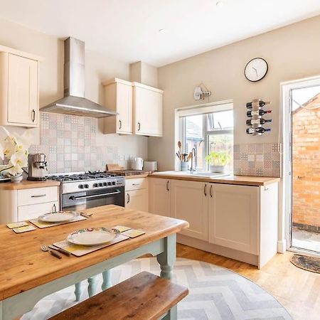 Duck Terrace With Gym Duckling Stays Kibworth Harcourt Bagian luar foto